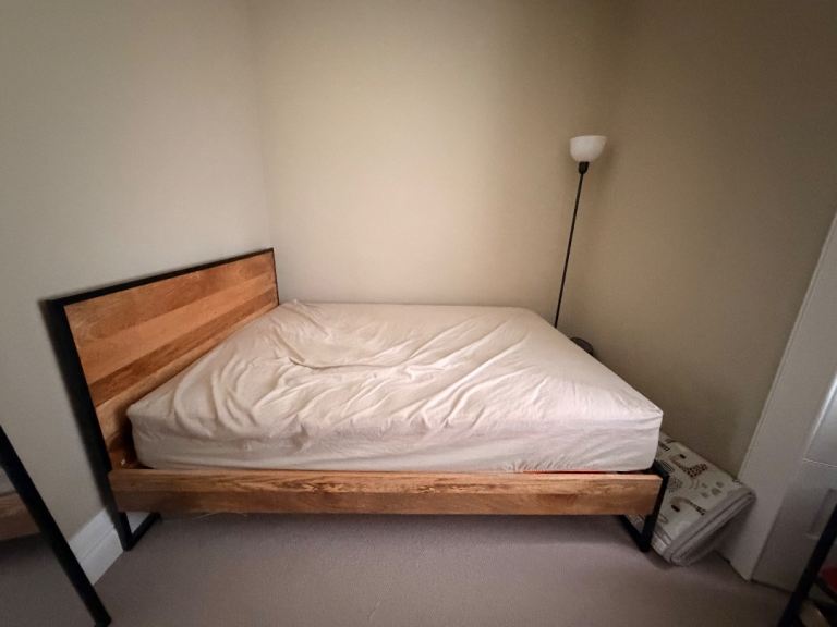 King size Bed Frame - Wooden with Black Metal Accents, very good Condition