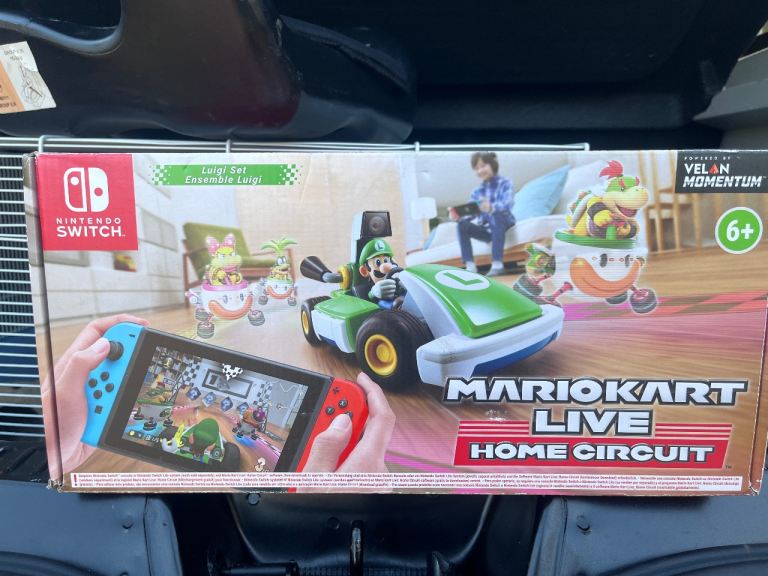 Nintendo switch Luigi Home Circuit