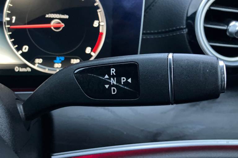 2016 Mercedes-Benz E Class E220d AMG Line Premium 4dr 9G-Tronic Saloon DIESEL Automatic