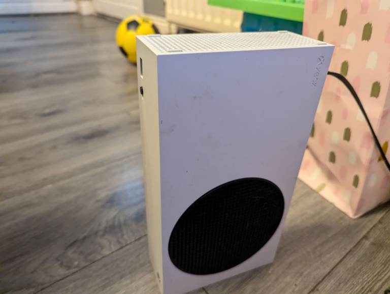 Xbox series s great condition 