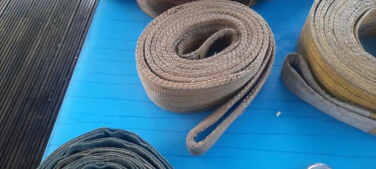 Tow straps and shackles