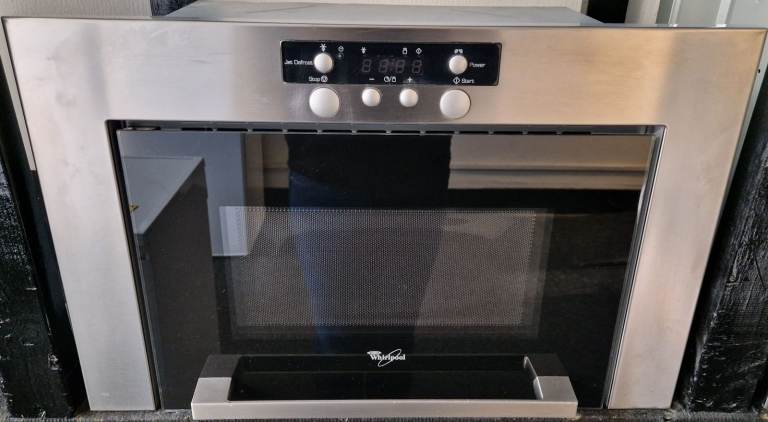 Whirlpool Integrated Stainless Steel Microwave + 3 Month Guarantee