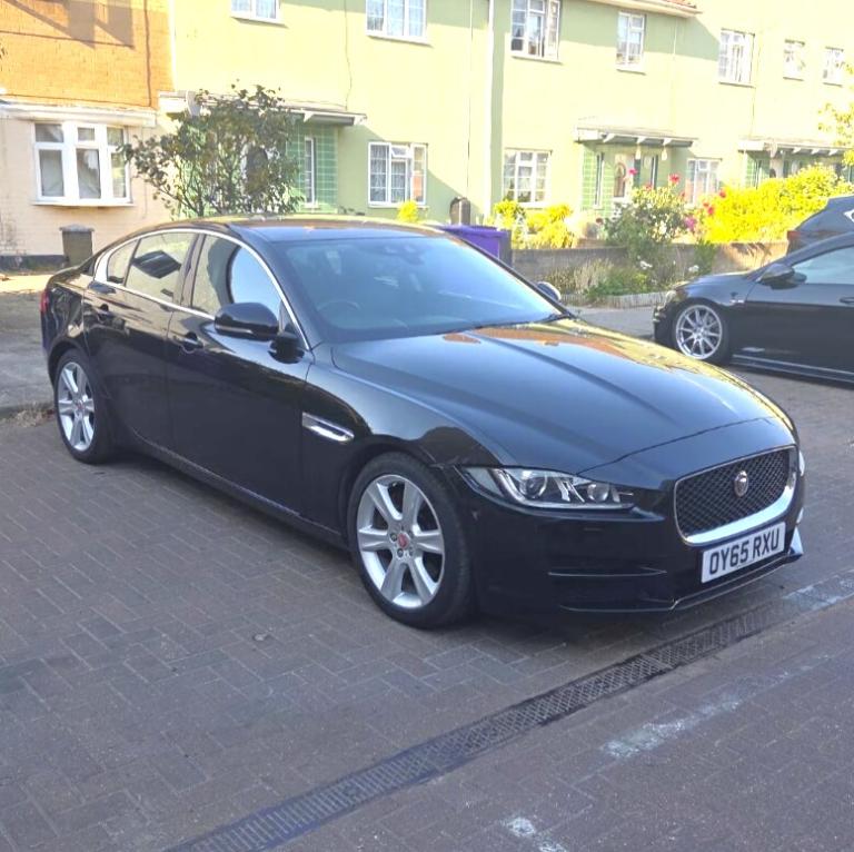 2015, Jaguar XE Saloon 2.0 (240bhp) Portfolio 4d Auto