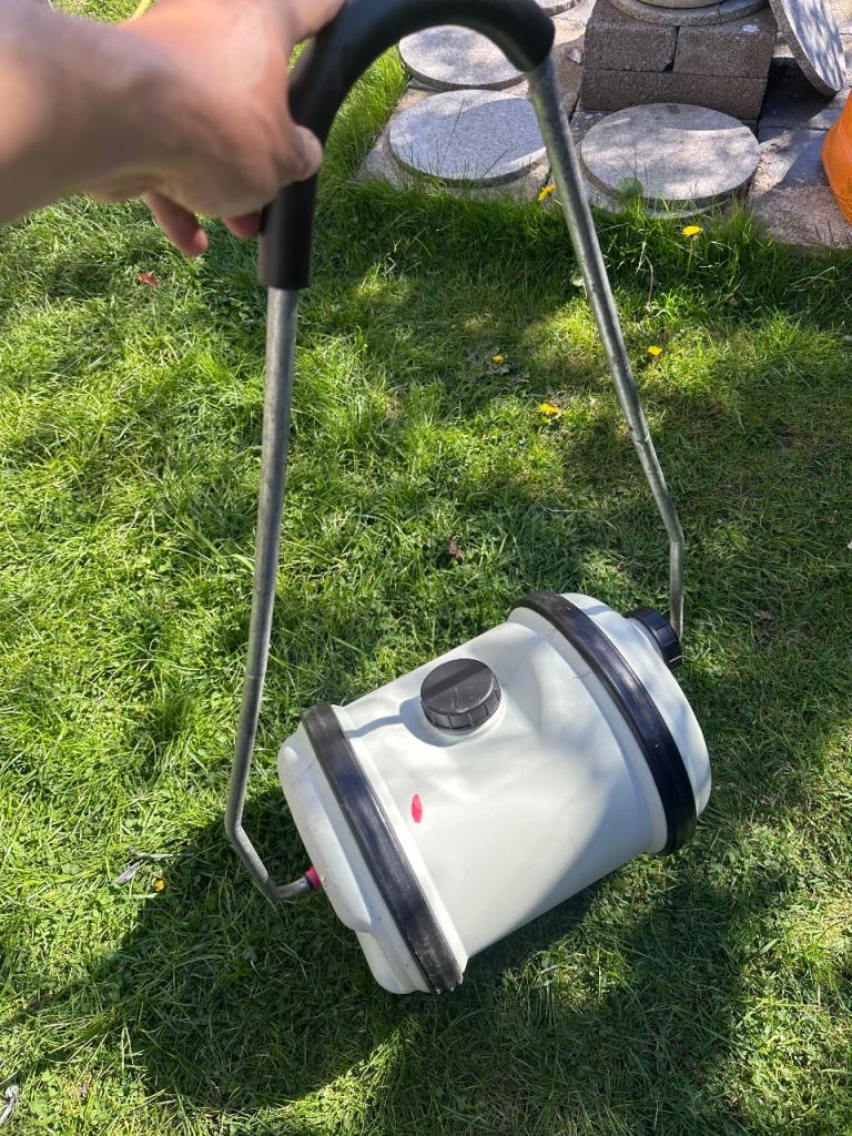 Caravan Water Carrier Barrel Container with Pull Handle 