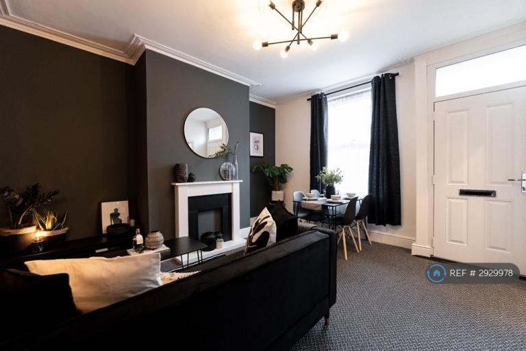 2 bedroom house in Harold Walk, Leeds, LS6 (2 bed) (#2929978)