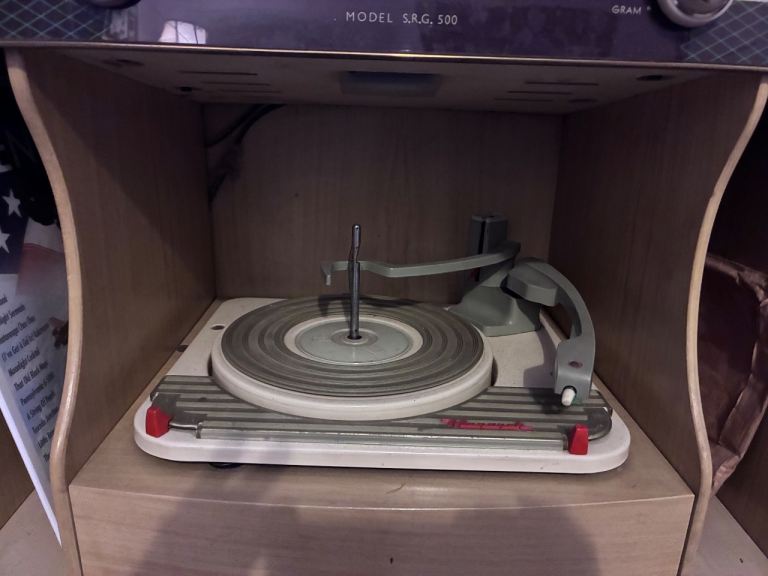 Decca SRG 500 Stereophonic Radiogramophone – Vintage 1960