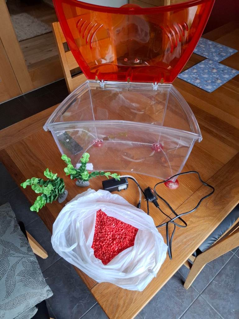 FREE- FISH TANK + ACCESSORIES 