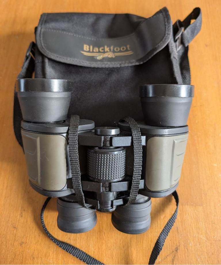 Blackfoot Binoculars 8 x 40WA - Coated Lense - 430ft at 1000yds + Case + Booklet (PA52)