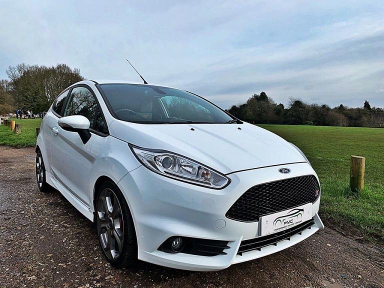 2017 Ford Fiesta 1.6 EcoBoost ST-3 3dr HATCHBACK Petrol Manual