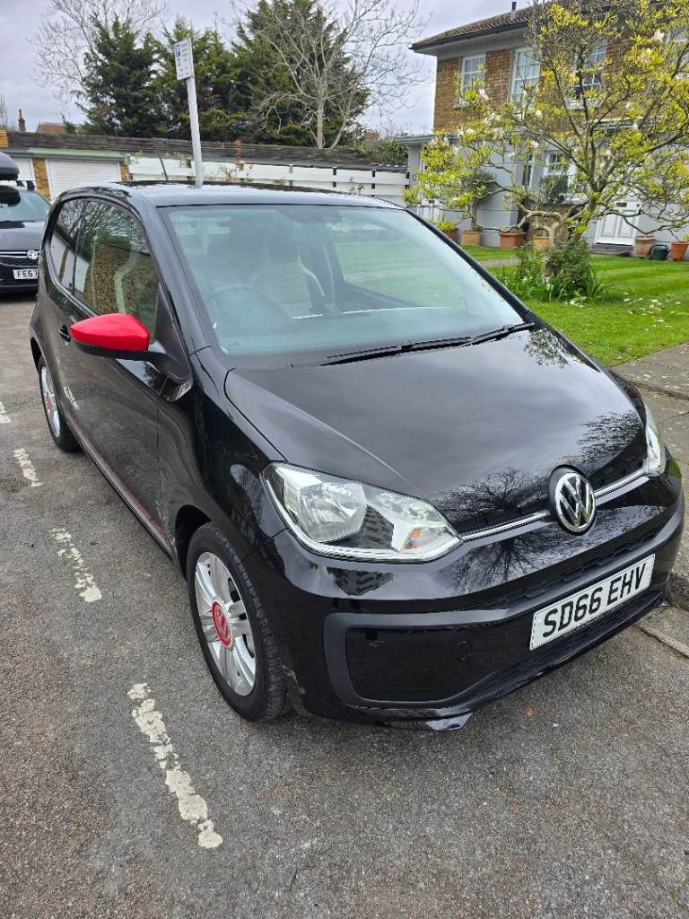 Volkswagen, UP, Hatchback, 2016, Manual, 999 (cc), 3 doors