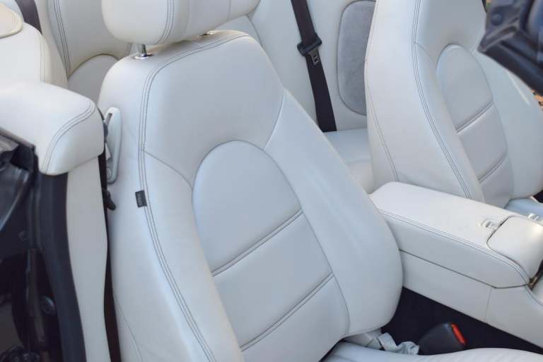 2005 Jaguar XK8 4.2 2dr Auto CONVERTIBLE PETROL Automatic