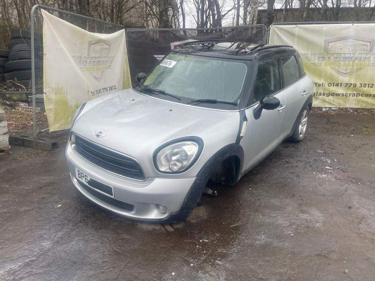 Mini Countryman 1.6 16v 2015 FOR BREAKING