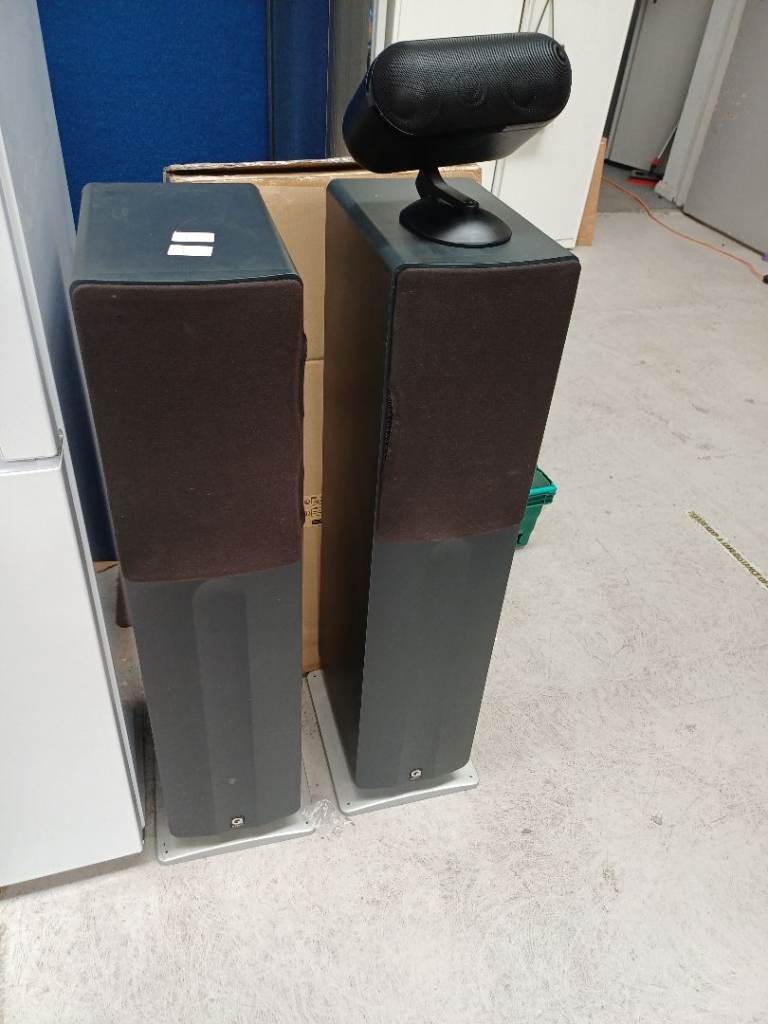 Q acoustics speakers (no wires)