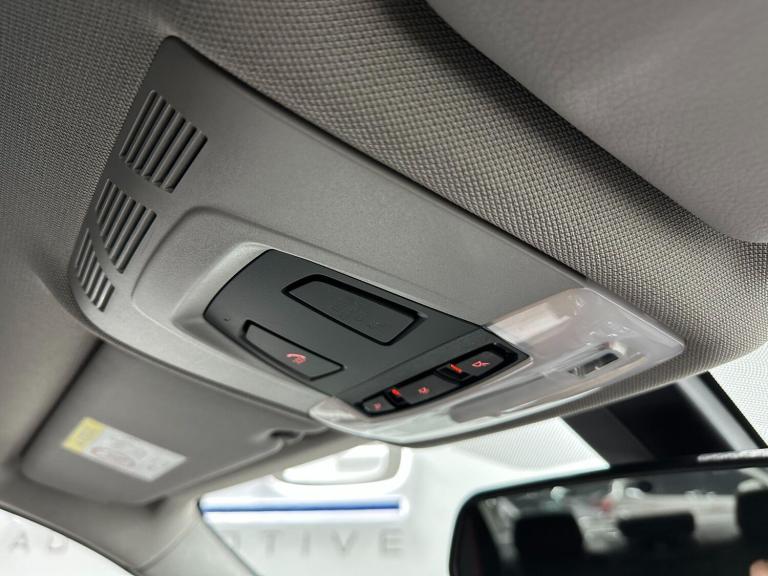 2017 BMW 3 Series 2.0 330e 7.6kWh Sport Auto Euro 6 (s/s) 4dr SALOON Petrol/Electric Hybrid Autom...