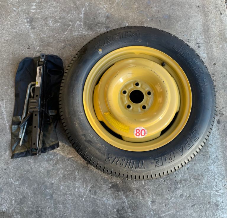 Honda CR-V Spare Wheel Land Rover Freelander