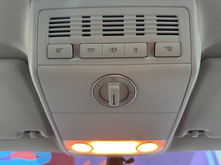 2017 Volkswagen Transporter 2.0 BiTDI BMT 204 Highline Kombi Van 4MOTION Crew Van Diesel Manual