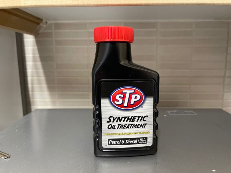 STP Synthetic Oil Treatment