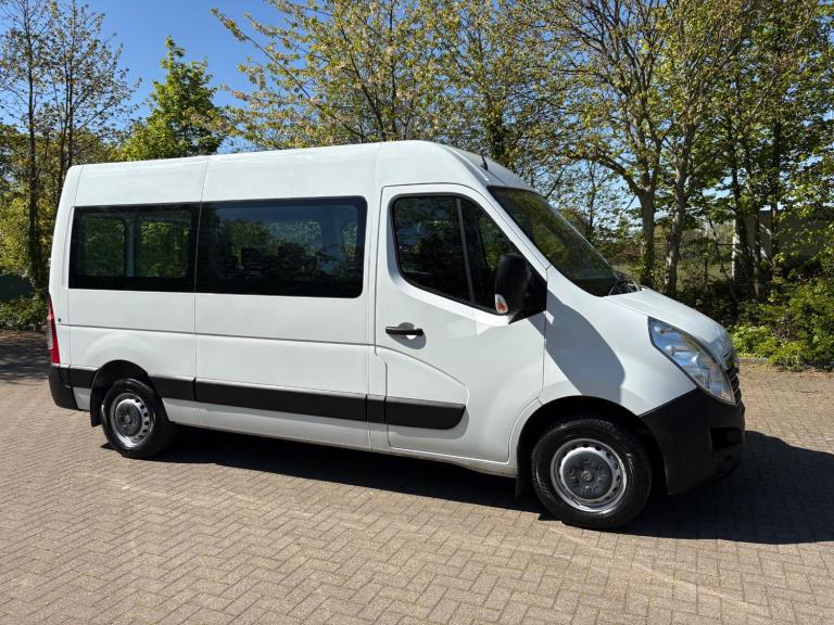 2015 Vauxhall Movano 2.3cdti 6spd 125ps Mwb MedRf 'Ex Police' 8 Seat Shuttle Bus