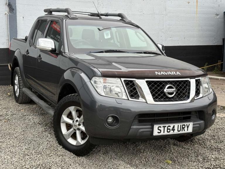 2014 Nissan Navara Double Cab Pick Up Tekna 2.5dCi 190 4WD PICK UP DIESEL Manual
