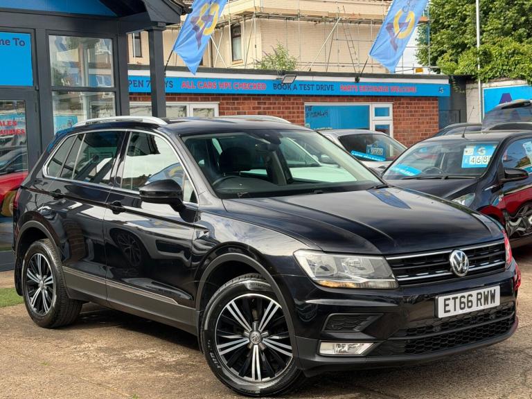 2017 Volkswagen Tiguan 2.0 TDI BlueMotion Tech SE Navigation SUV 5dr Diesel DSG 4Motion Euro 6 (s...