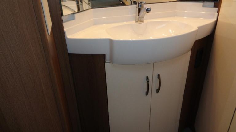 Hobby Prestige 720 UKFe 7 BERTH,FIXED BED,FIXED BUNK BEDS IN VERY NICE C... 2019