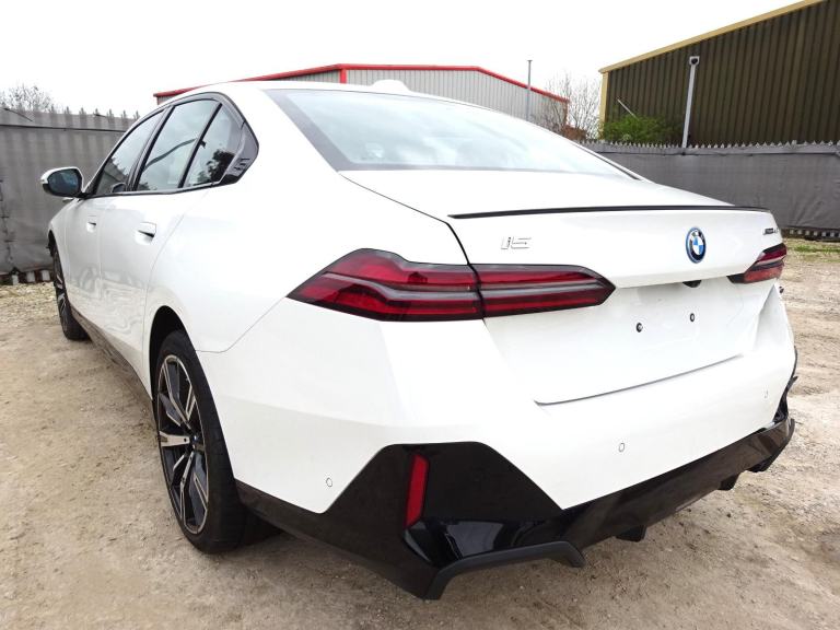 2025 75 REG BMW 5 SERIES I5 EDRIVE40 M SPORT PRO ELECTRIC AUTO DAMAGED SALVAGE