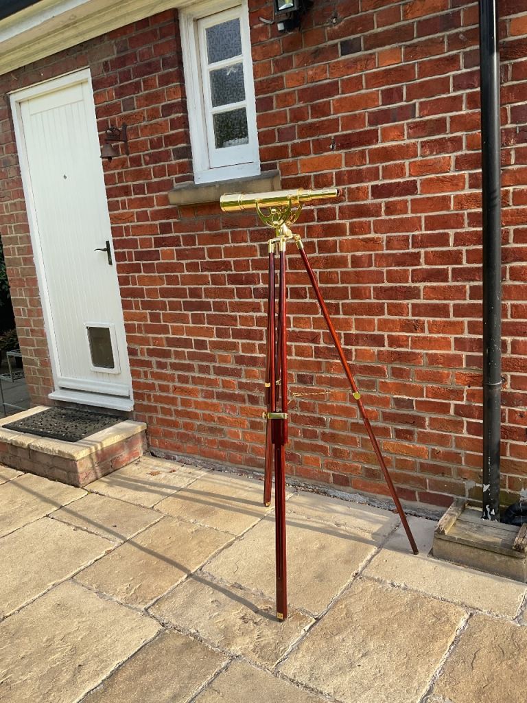 Terrestrial Telescope with attached Tripod