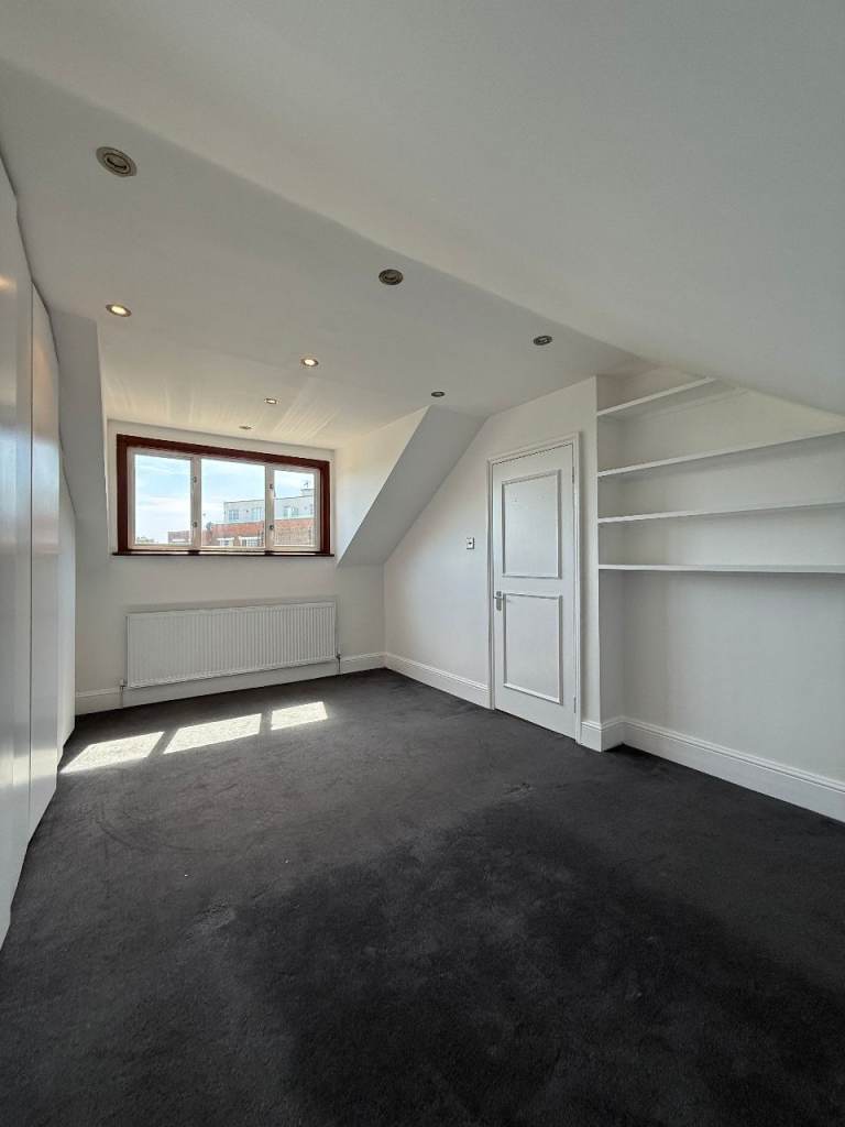 1 Bedroom  Available To Rent In Olive Road, Cricklewood, NW2