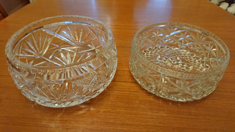 One crystal and one glass fruit bowl