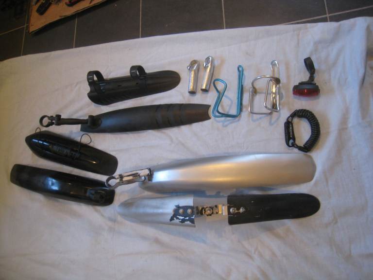bike accessories bundle  , 3 sets mudguards , bike lock , led light , 2 bottle holders , bar ends 