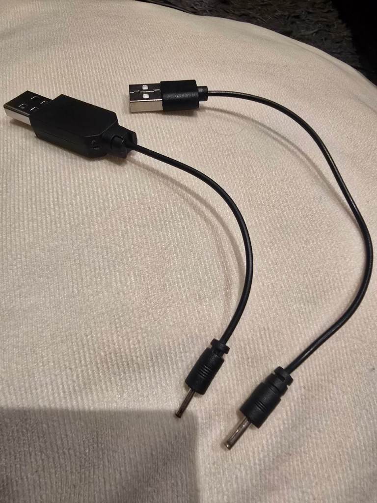 USB Charging Cables for Small Electronics – Good Condition
