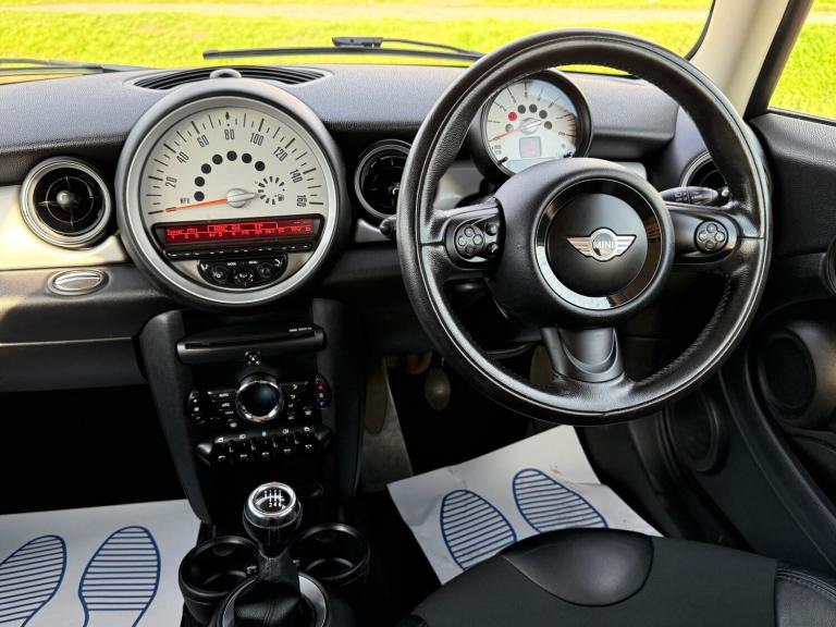 2013 Mini Hatch 1.6 Cooper Hatchback 3dr Petrol Manual Euro 5 (s/s) (122 ps)