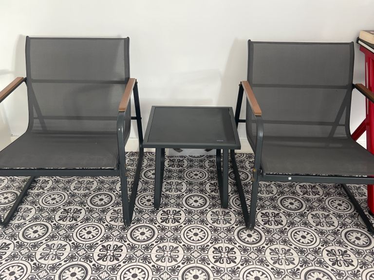 Outdoor Patio Chairs and Matching Side Table Set