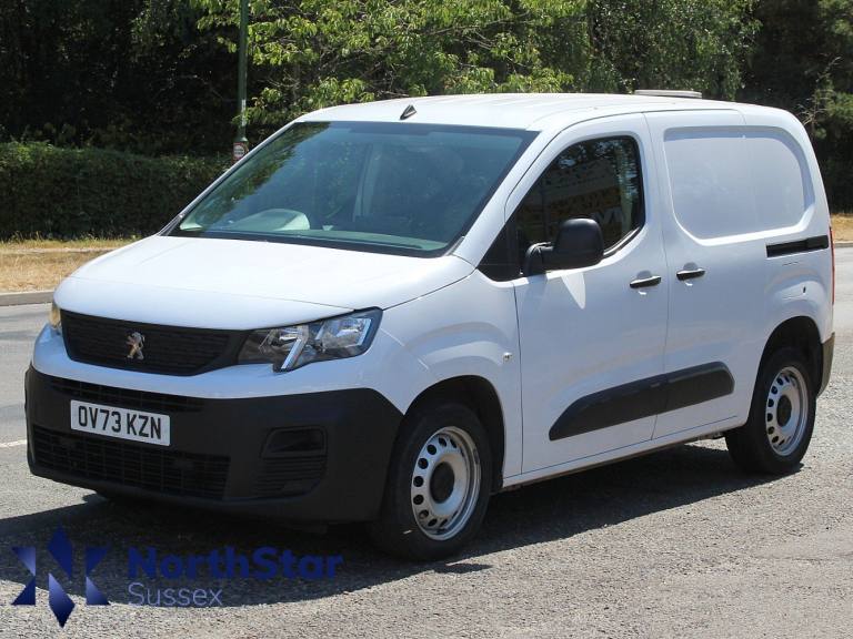 2023 Peugeot Partner 1.5 BlueHDi 1000 Professional Premium + Standard Panel Van