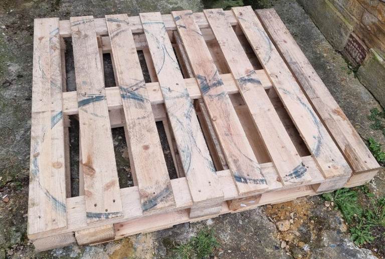 Pallet in Good Condition