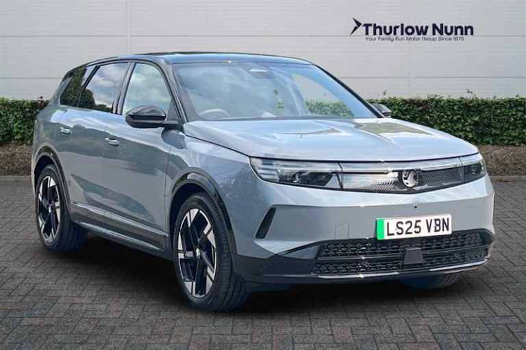 2025 Vauxhall Grandland 157kW Ultimate 73kWh 5dr Auto [Panoramic Roof] HATCHBACK ELECTRIC Automatic