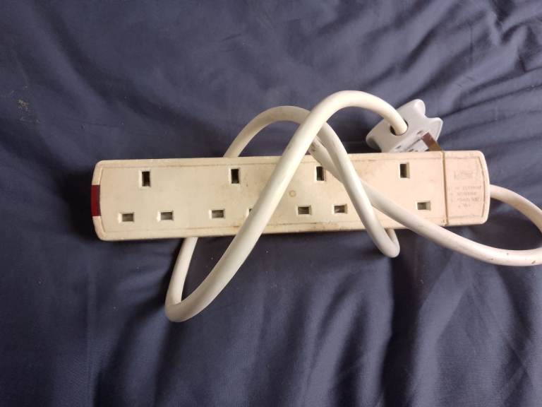 Extension socket 