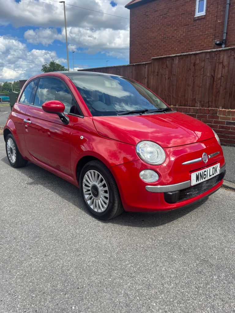 Fiat, 500 Lounge- only 60000 miles - can deliver locally 