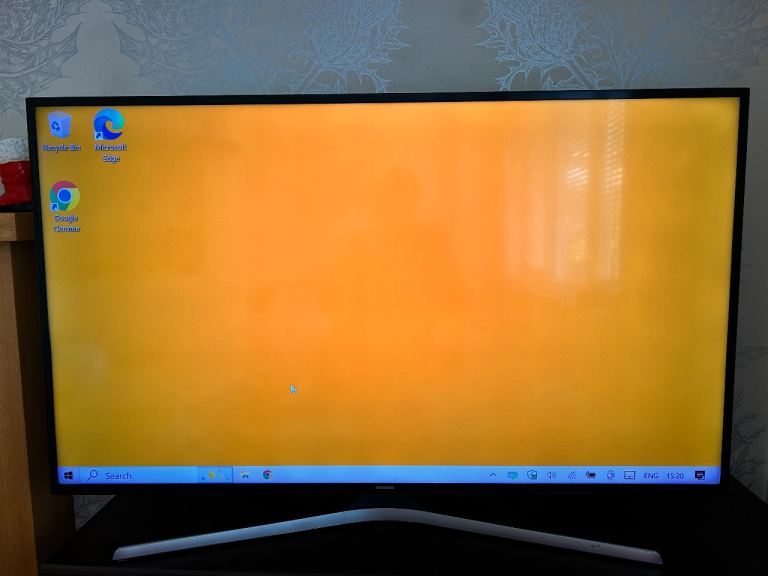 Samsung 50-inch Smart 4K TV UE50MU6120 – Good Condition