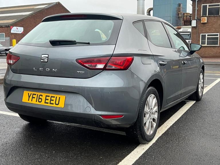 2016 SEAT Leon 1.6 TDI 110 SE Dynamic Technology 5dr DSG HATCHBACK Diesel Automatic