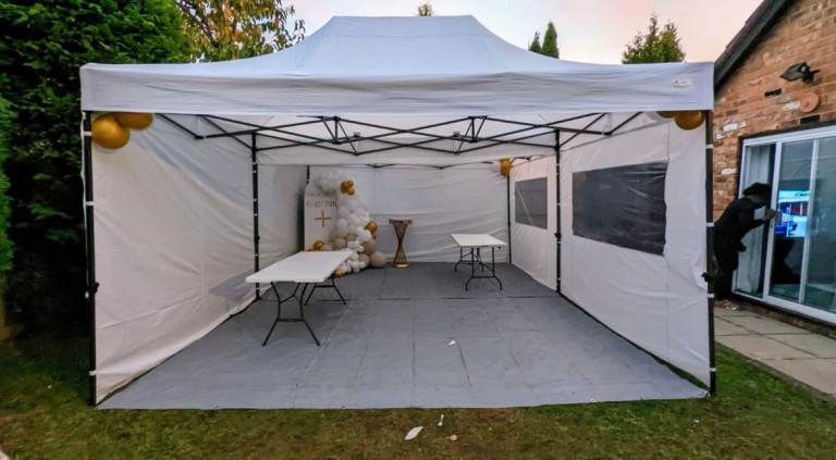 4.5m x 6m Gazebo (White / Black)