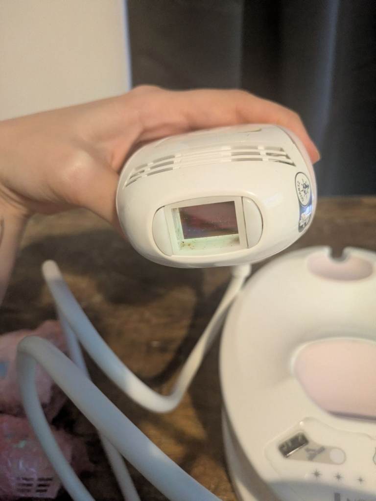 Remington i-Light Rose IPL6750 Hair Removal Device