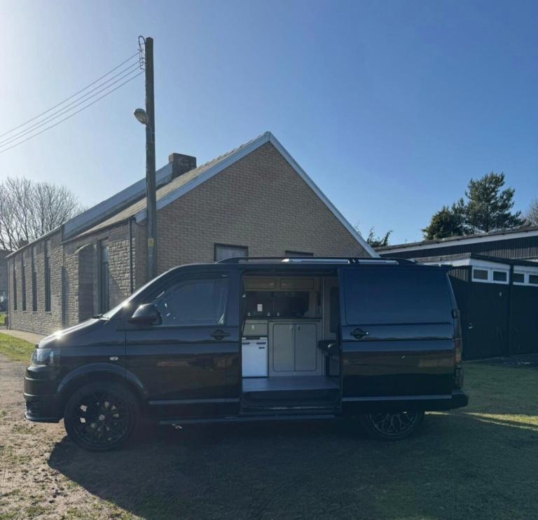 2015 Volkswagen Transporter 2.0 TDI 102PS T-Line Campervan  PANEL VAN Diesel Manual