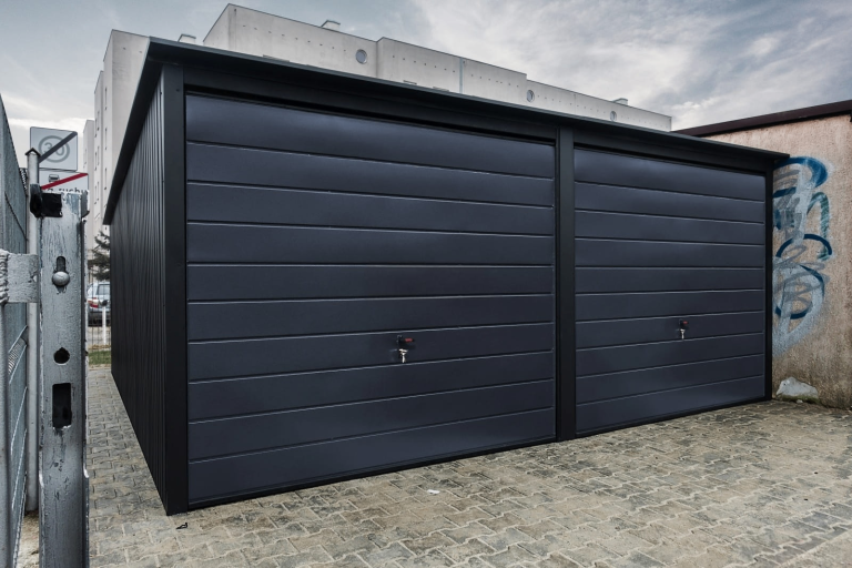 19ft x 17ft (6m x 5m) Steel Garage – Matte Black with Graphite Doors – Customisable