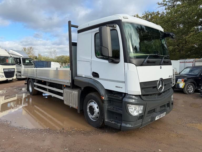 Mercedes-Benz Actros [Phone number removed]EURO 6 18 ton scaffold dropside truck