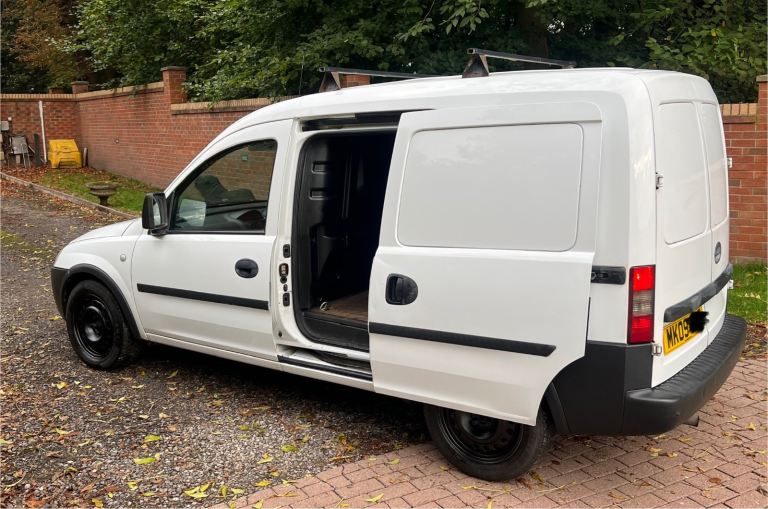 2009 Vauxhall Combo 1.3 Diesel Full MOT NO VAT  Roof Rack 