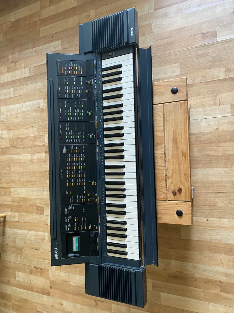 Yamaha PSR-6300