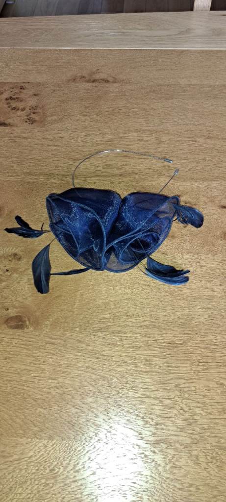 Navy fascinator on alice band