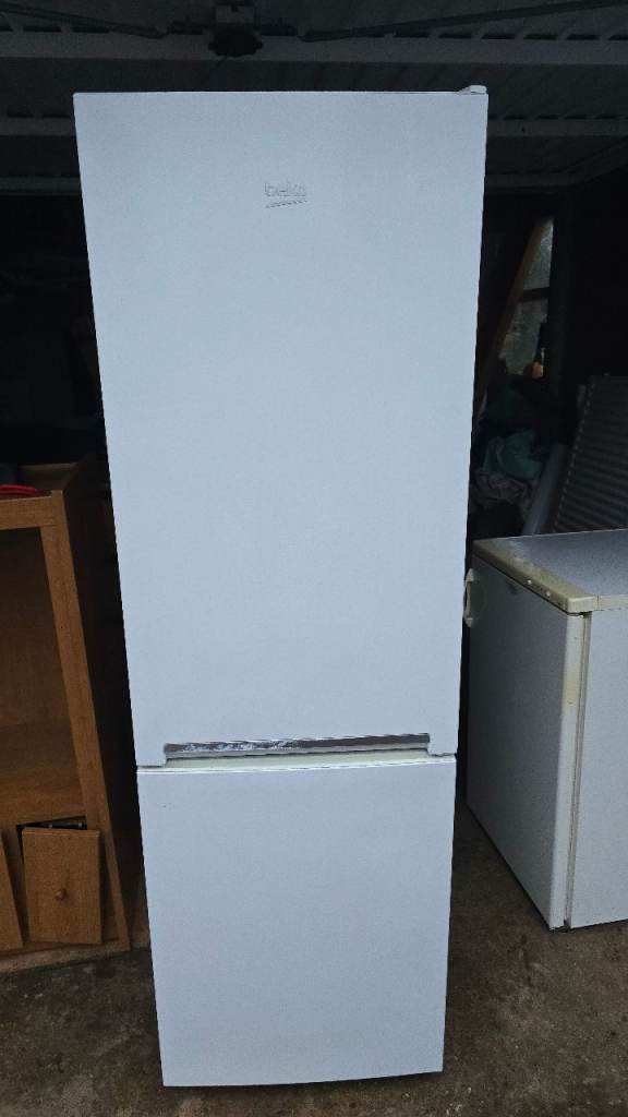 Beko Fridge Freezer  - Great Condition  - Can deliver locally from £7