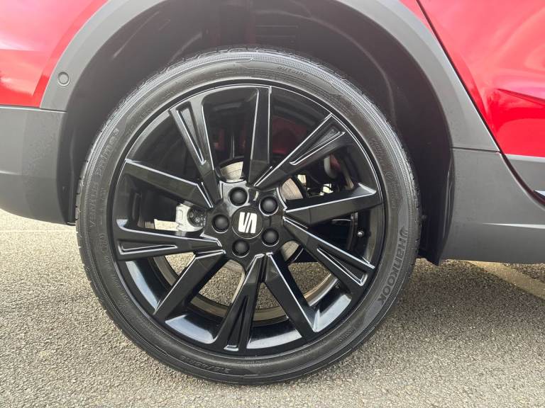 2025 SEAT Arona 1.0 TSI 115 FR Black Edition 5dr Hatchback PETROL Manual